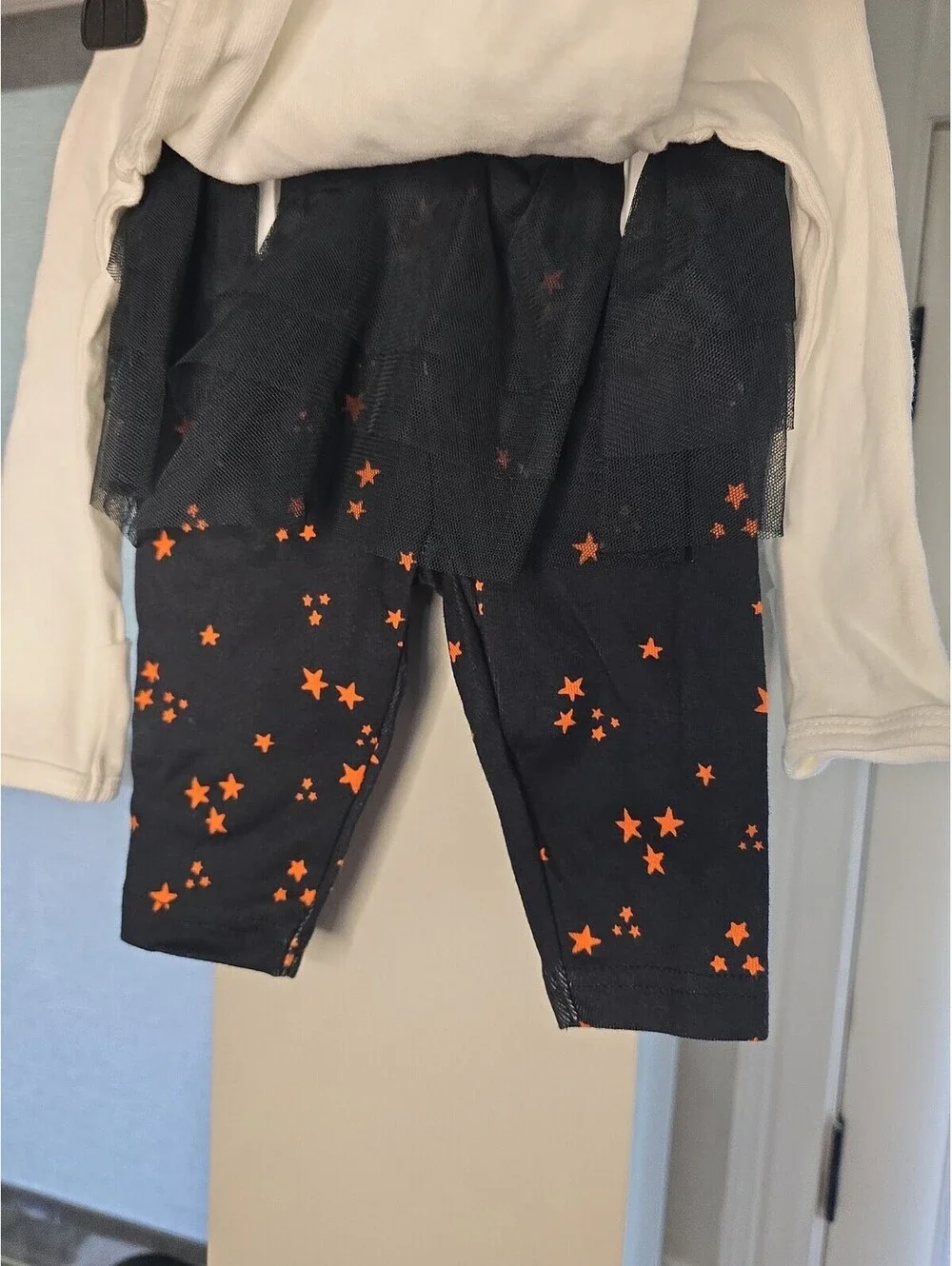 3m bwtHalloween outfit with tutu from carters item 29G8